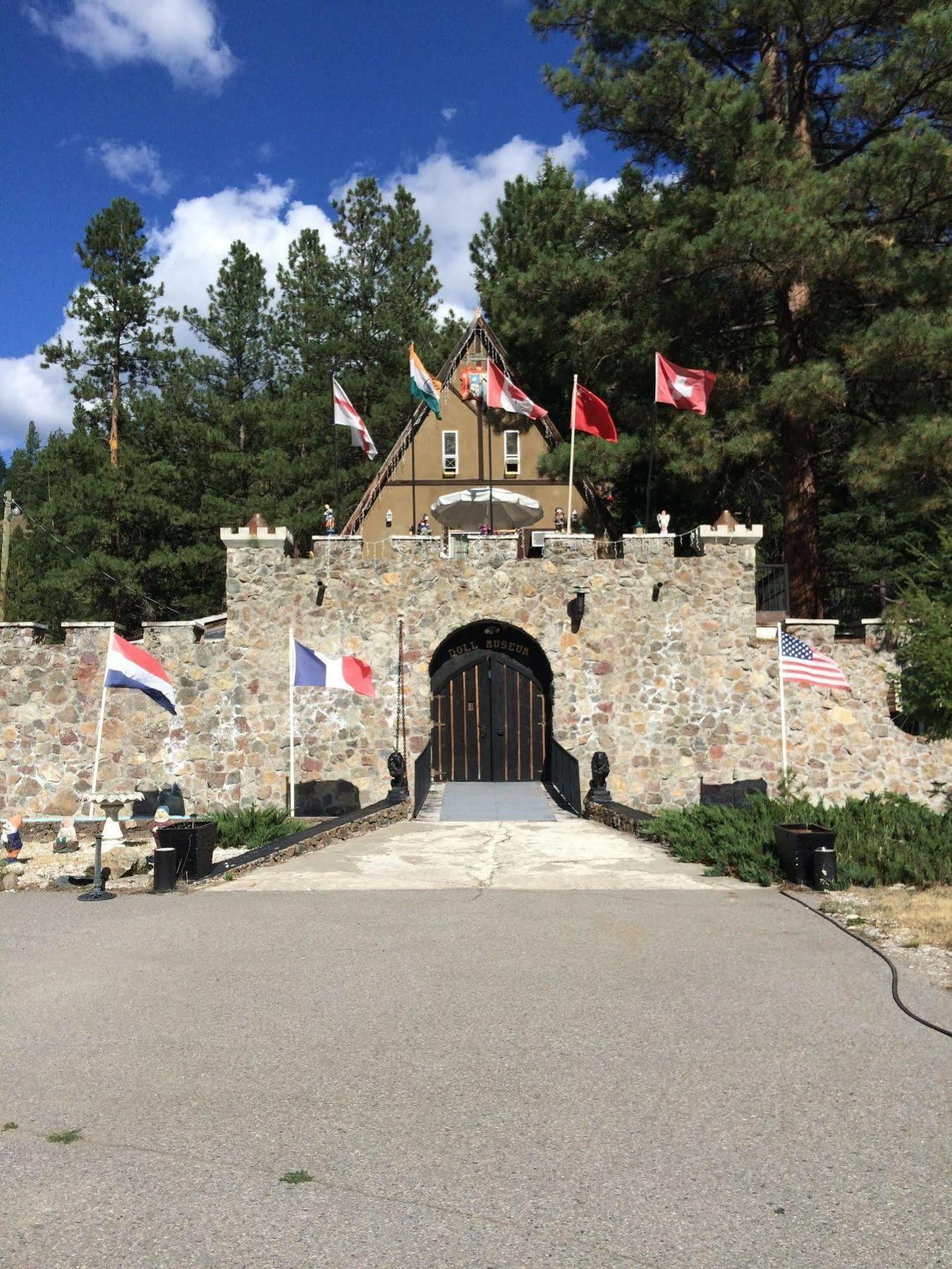 Rainbow Lake Castle Resort Princeton Exteriér fotografie